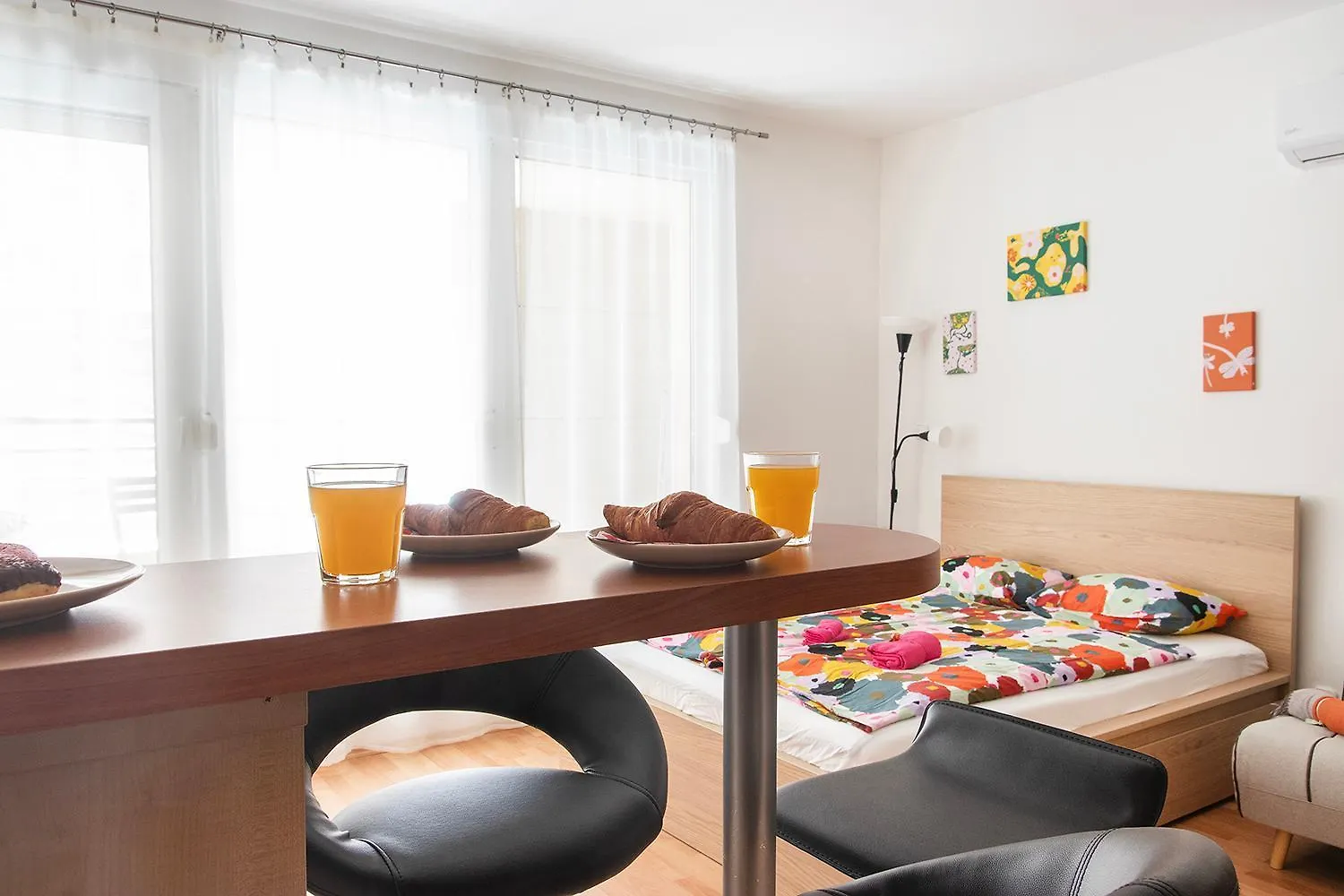 Corvin Gem2 Apartment With Parking 부다페스트