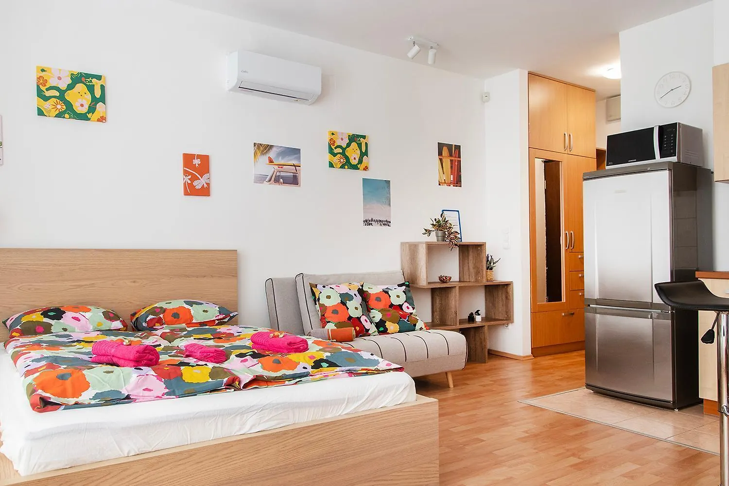 Corvin Gem2 Apartment With Parking Budapeşte